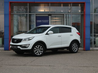 2014 Kia Sportage III Рестайлинг, белый, 1530000 рублей, вид 1