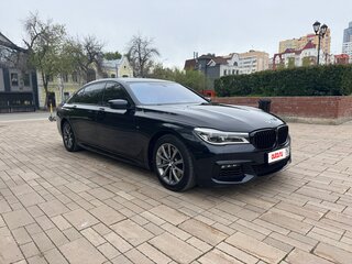 2015 BMW 7 серии Long 750Li xDrive VI (G11/G12), чёрный, 2250000 рублей, вид 2