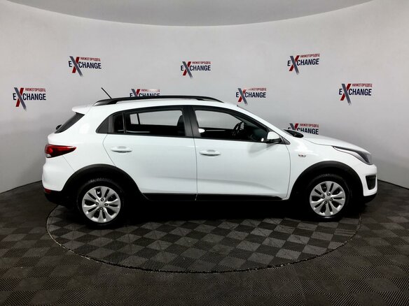 2018 Kia Rio X-Line IV, белый - вид 3