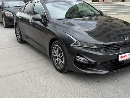 2020 Kia K5 III, серый, 2400000 рублей, вид 3