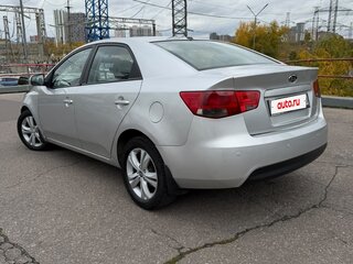 2011 Kia Cerato 6-speed II, серый, 460000 рублей, вид 3