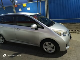 2012 Toyota Ractis II, серый, 890000 рублей, вид 5