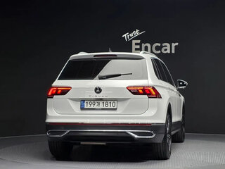 2022 Volkswagen Tiguan II Рестайлинг, белый, 3200000 рублей, вид 5