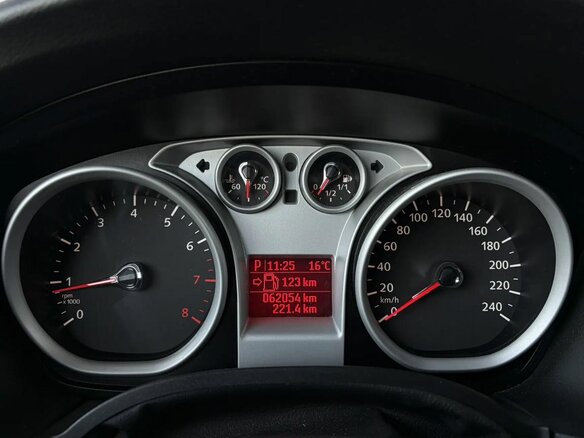 2011 Ford Focus II Рестайлинг, чёрный - вид 20