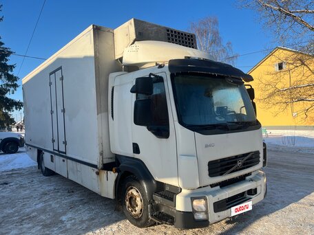 2012 Volvo FL, белый, 3000000 рублей, вид 3