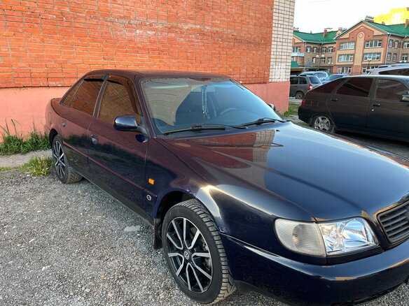 1995 Audi A6 I (C4), синий, 450000 рублей - вид 1