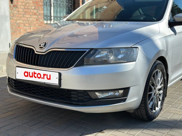 2018 Skoda Rapid I Рестайлинг, серебристый, 1300000 рублей - вид 9
