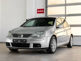 2005 Volkswagen Golf V, серебристый, 400000 рублей, вид 3