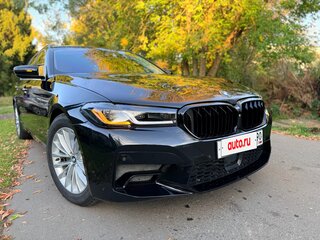 2017 BMW 5 серии 520d xDrive VII (G30/G31/G38), чёрный, 3290000 рублей, вид 4
