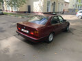 1990 BMW 5 серии 525i III (E34), красный - вид 6