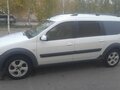 2017 Lada (ВАЗ) Largus Cross I, белый, 750000 рублей - вид 5