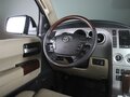 2013 Toyota Sequoia II, чёрный - вид 4