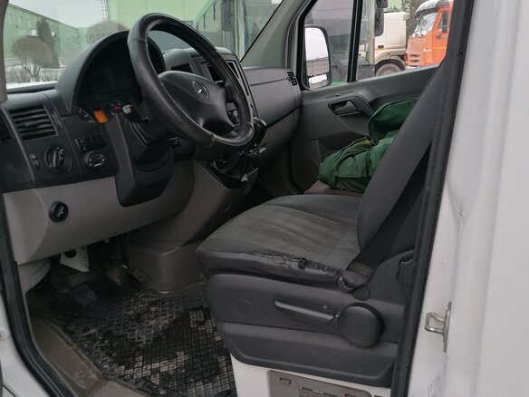 2013 Mercedes-Benz Sprinter, белый, 1700000 рублей - вид 4