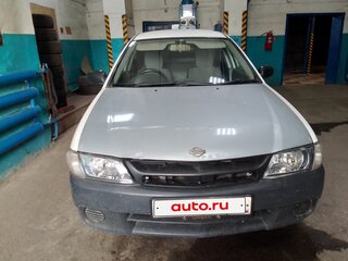 2000 Nissan AD II, белый, 400000 рублей, вид 2