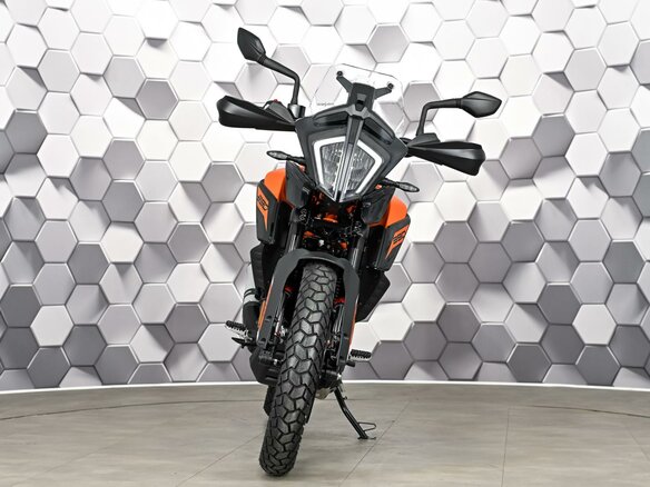 2024 KTM 390 Adventure, оранжевый, 675000 рублей - вид 4