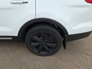 2016 Ford Explorer V Рестайлинг, белый, 3300000 рублей, вид 5