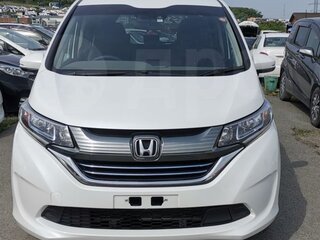 2018 Honda Freed+ II, белый, 1699999 рублей, вид 1