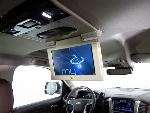 2015 Chevrolet Tahoe IV, чёрный, 2999000 рублей - вид 10