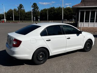 2015 Skoda Rapid I, белый, 685000 рублей, вид 3