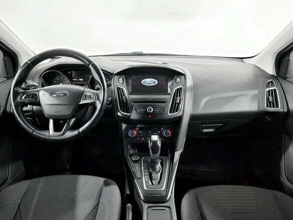 2018 Ford Focus III Рестайлинг, белый, 1250000 рублей - вид 4