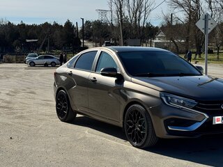 2025 Lada (ВАЗ) Vesta I Рестайлинг (NG), коричневый, 1600000 рублей, вид 1