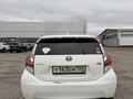 2017 Toyota Aqua I Рестайлинг 2, белый - вид 2