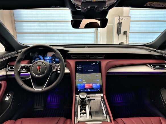 2025 Hongqi H5 II, чёрный - вид 8