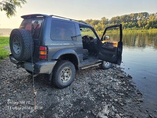 1998 Mitsubishi Pajero II Рестайлинг, чёрный, 615000 рублей, вид 4