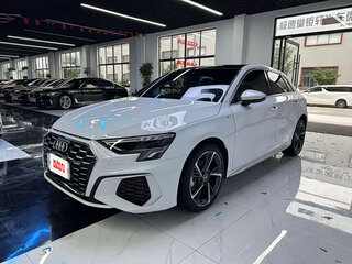 2023 Audi A3 35 TFSI Long IV (8Y), белый, 1830000 рублей, вид 3