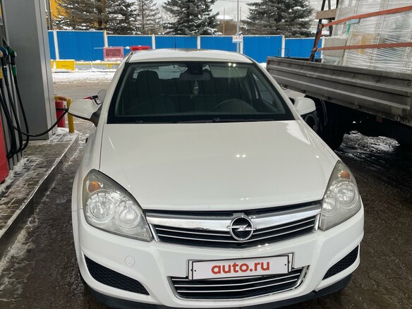2013 Opel Astra H Рестайлинг, белый, 870000 рублей