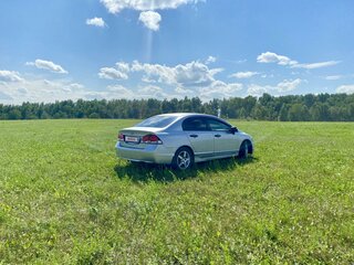 2011 Honda Civic VIII Рестайлинг, серебристый, 1100000 рублей, вид 3