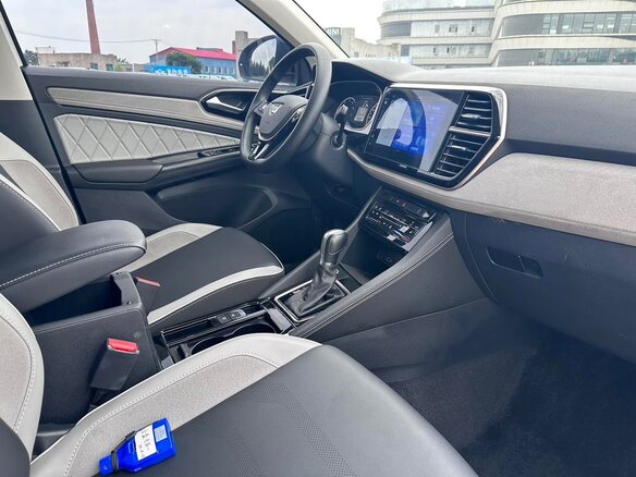 2023 Jetta VS7 I Рестайлинг 1, белый, 1700001 рублей - вид 9
