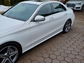 2017 Mercedes-Benz C-Класс 300 IV (W205), белый, 2000000 рублей, вид 4