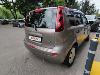 2010 Nissan Note I Рестайлинг, коричневый, 650000 рублей, вид 5