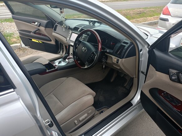 2005 Toyota Mark X I, серебристый, 1100000 рублей - вид 23