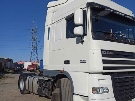 2017 DAF XF 105, белый, 7000000 рублей, вид 3