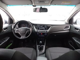 2017 Hyundai Solaris II, серый, 1290000 рублей, вид 5