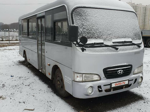 2012 Hyundai County, серебристый - вид 1