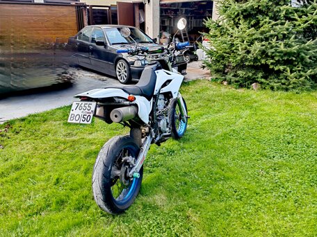 2000 Kawasaki D-tracker 250, белый, 280000 рублей, вид 3