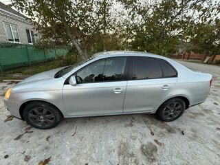 2009 Volkswagen Jetta V, серебристый, 770000 рублей, вид 4