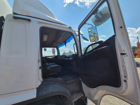 2013 Hino Series 500 (Ranger), белый, 2950000 рублей - вид 36
