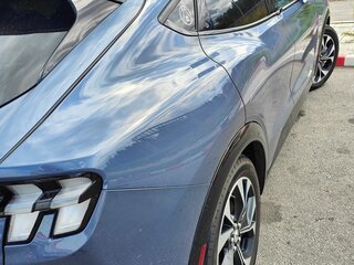2021 Ford Mustang Mach-E 98 kWh I, синий, 4990000 рублей, вид 1