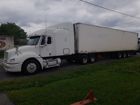 2003 Freightliner Columbia, белый, 1450000 рублей, вид 1