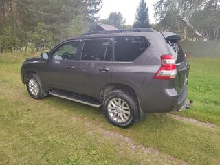 2016 Toyota Land Cruiser Prado 150 Series Рестайлинг 1, серый, 3880000 рублей, вид 3