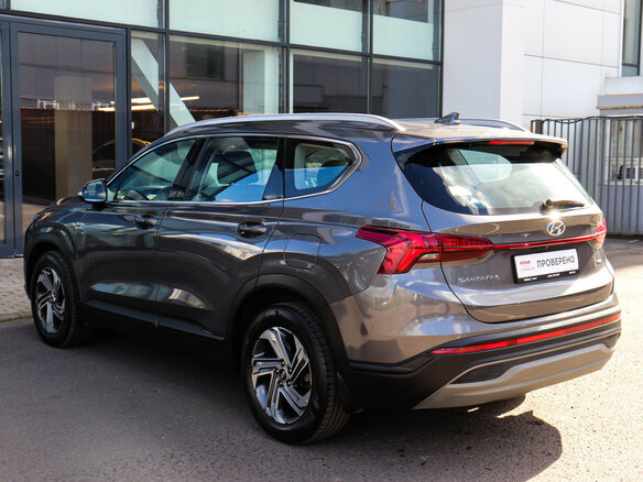 2023 Hyundai Santa Fe IV Рестайлинг, серый, 3690000 рублей - вид 5