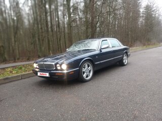 1998 Jaguar XJ II (X308), синий, 1650000 рублей, вид 1