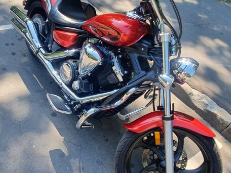 2011 Yamaha XVS1300, красный, 1100000 рублей, вид 4