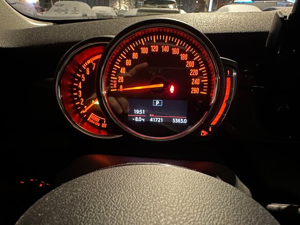2021 Mini Hatch One III (F55/F56) Рестайлинг 2, белый, 2800000 рублей - вид 14