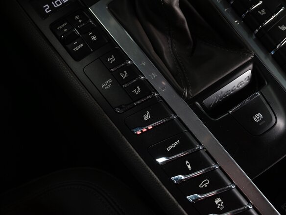 2015 Porsche Macan S I, чёрный, 3000000 рублей - вид 15