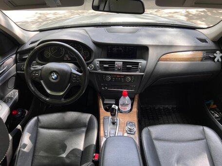 2011 BMW X3 28i xDrive II (F25), серый, 1550000 рублей, вид 4